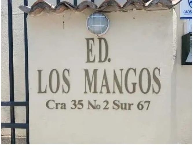 Apartamento de 4 alcobas en venta en La Visitación, Medellín, 213 m² · foto 2 de 15