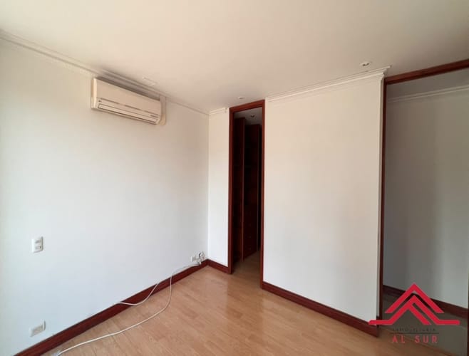 Casa de 4 alcobas en venta en Altos Del Poblado, Medellín, 273 m² · foto 7 de 20
