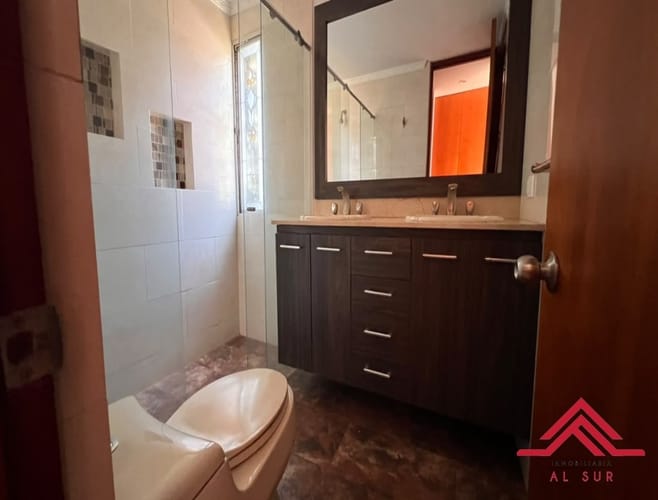 Casa de 4 alcobas en venta en Altos Del Poblado, Medellín, 273 m² · foto 15 de 20