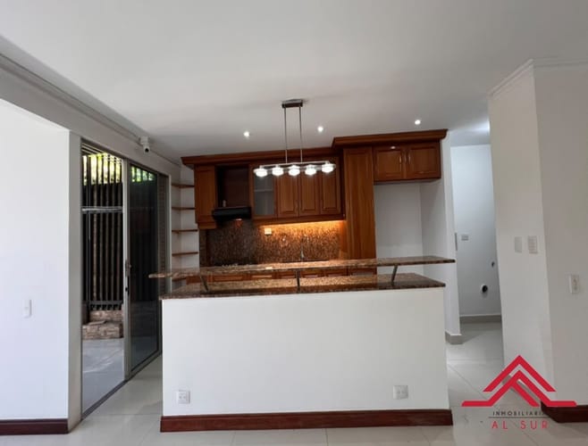 Casa de 4 alcobas en venta en Altos Del Poblado, Medellín, 273 m² · foto 12 de 20