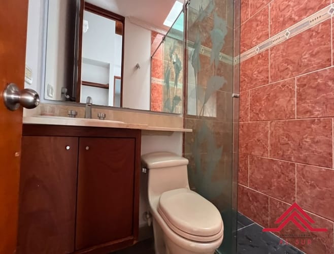 Casa de 4 alcobas en venta en Altos Del Poblado, Medellín, 273 m² · foto 17 de 20