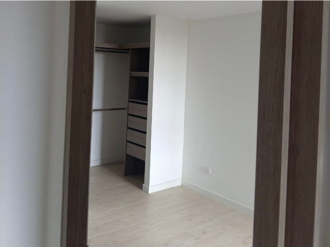Apartamento de 3 alcobas en venta en La Prosperidad, Madrid, 50 m² · foto 6 de 14