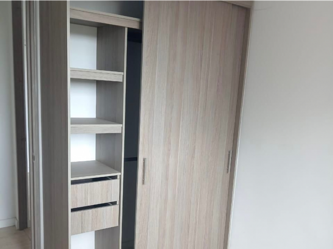 Apartamento de 3 alcobas en venta en La Prosperidad, Madrid, 50 m² · foto 8 de 14