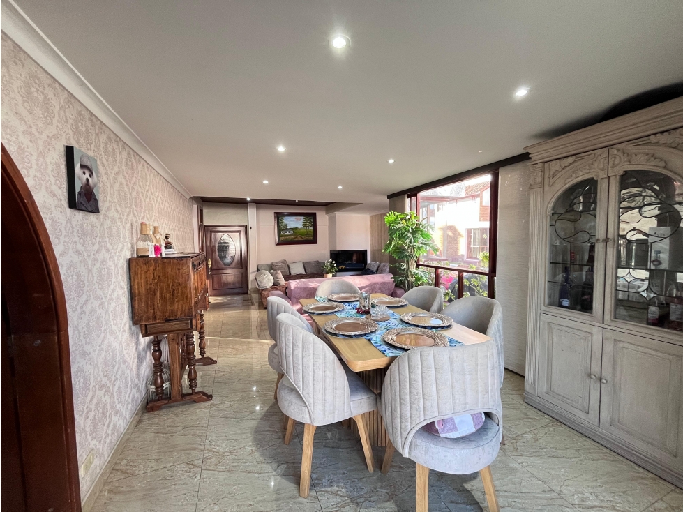 Casa en venta en San Jose De Bavaria, Bogotá · foto 4 de 24