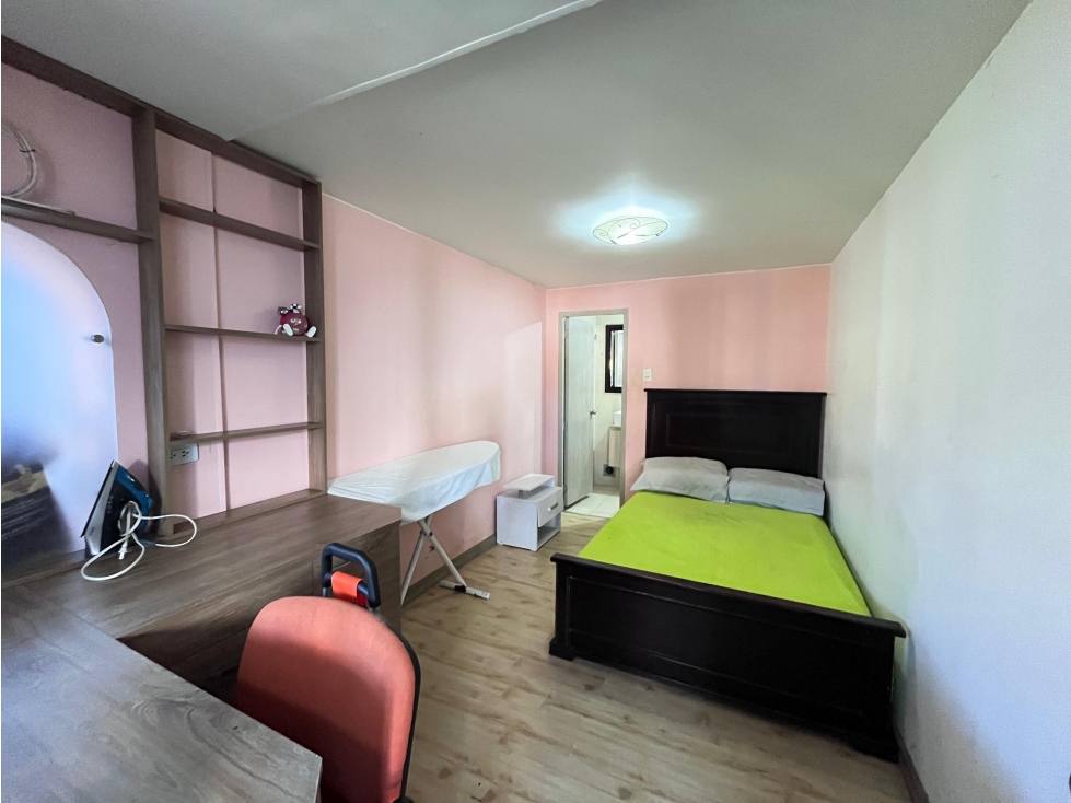 Casa en venta en San Jose De Bavaria, Bogotá · foto 6 de 24