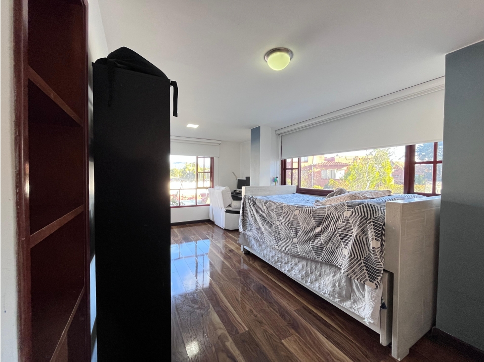 Casa en venta en San Jose De Bavaria, Bogotá · foto 12 de 24