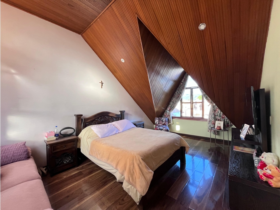 Casa en venta en San Jose De Bavaria, Bogotá · foto 17 de 24