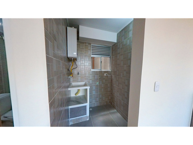 Apartamento de 2 alcobas en venta en El Cortijo, Madrid, 53 m² · foto 5 de 24