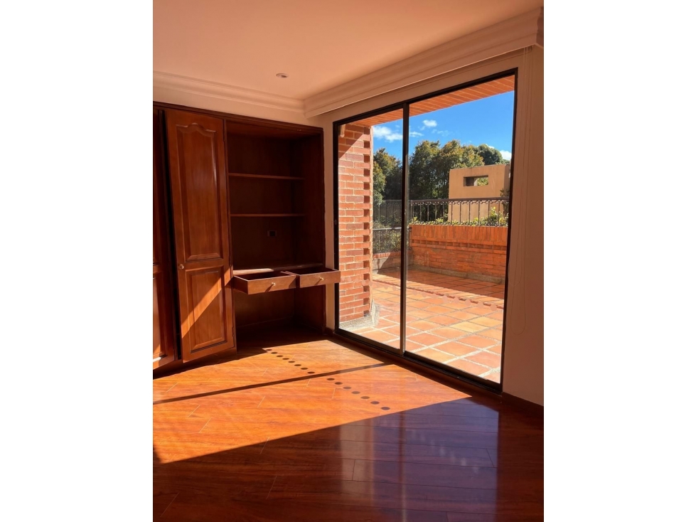 Apartamento en venta en Santa Ana Oriental, Bogotá · foto 2 de 19