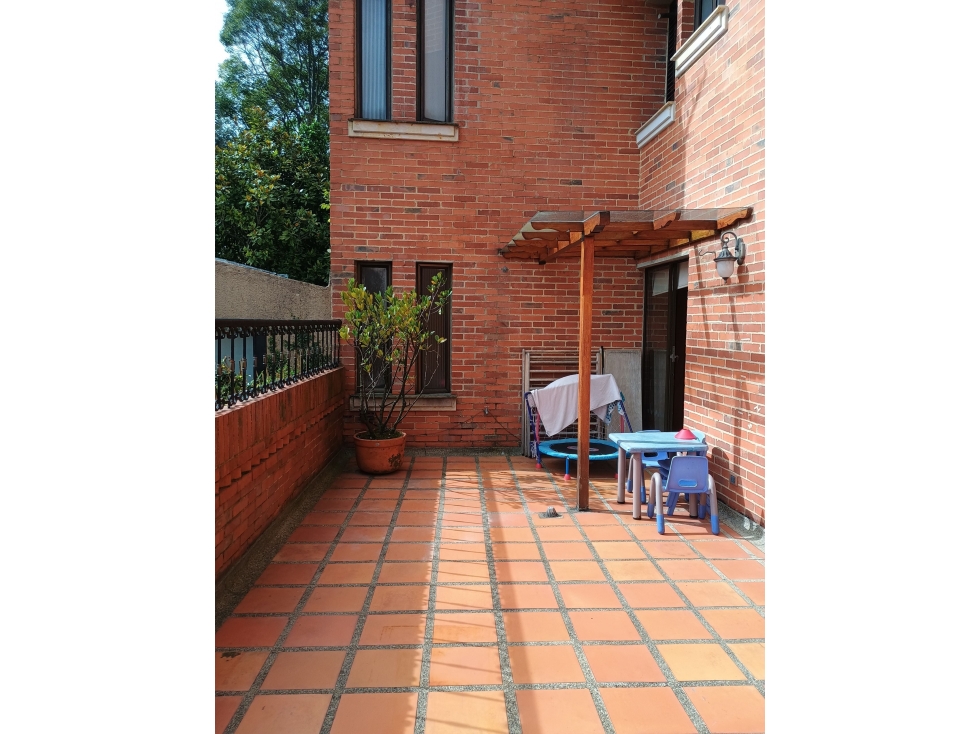Apartamento en venta en Santa Ana Oriental, Bogotá · foto 8 de 19