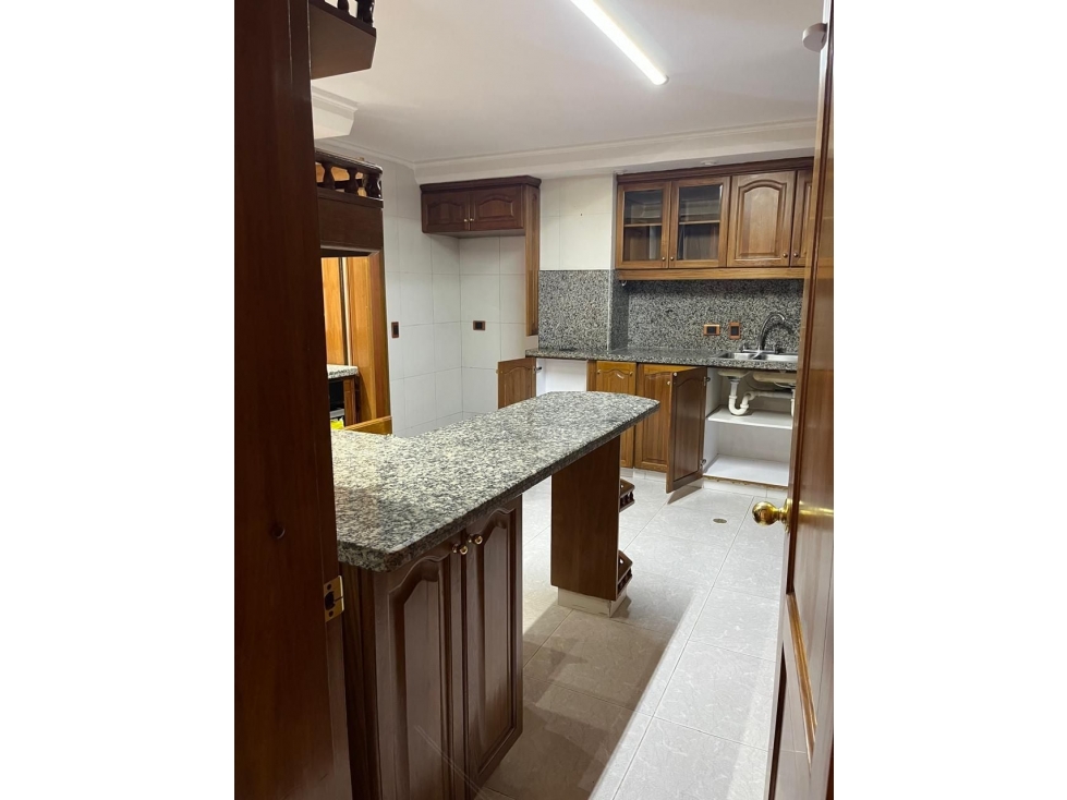 Apartamento en venta en Santa Ana Oriental, Bogotá · foto 17 de 19