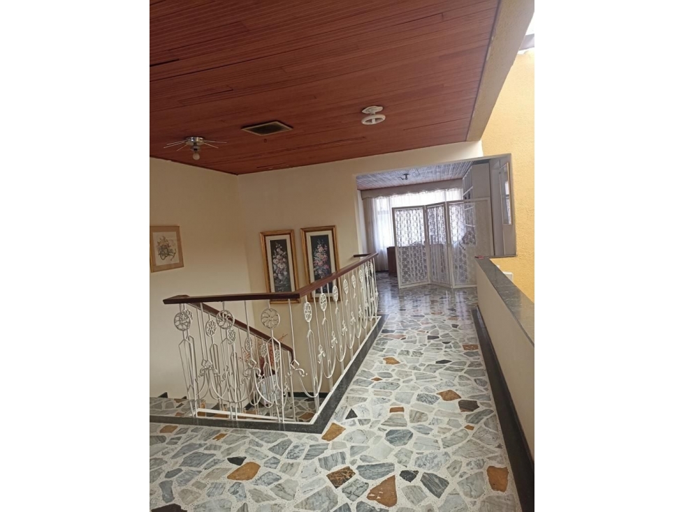 Casa en venta en Cedritos, Bogotá · foto 8 de 21