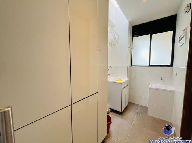 Casa de 3 alcobas en venta en Loma Del Chocho, Envigado, 520 m² · foto 13 de 24