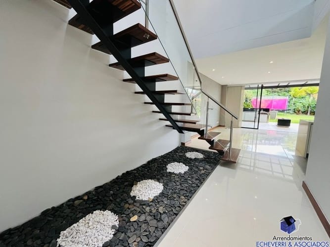 Casa de 3 alcobas en venta en Loma Del Chocho, Envigado, 520 m² · foto 14 de 24