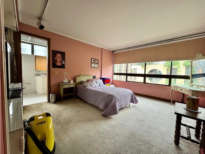 Apartamento de 4 alcobas en venta en Loma Del Campestre, Medellín, 477 m² · foto 14 de 24