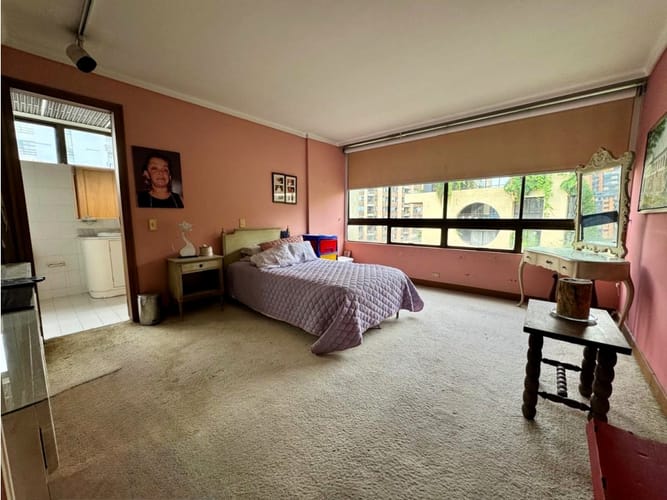Apartamento de 4 alcobas en venta en Loma Del Campestre, Medellín, 477 m² · foto 15 de 24