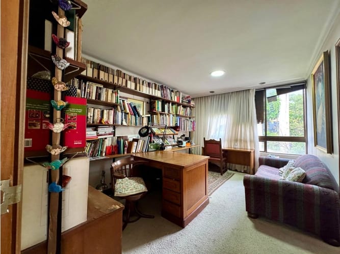 Apartamento de 4 alcobas en venta en Loma Del Campestre, Medellín, 477 m² · foto 16 de 24