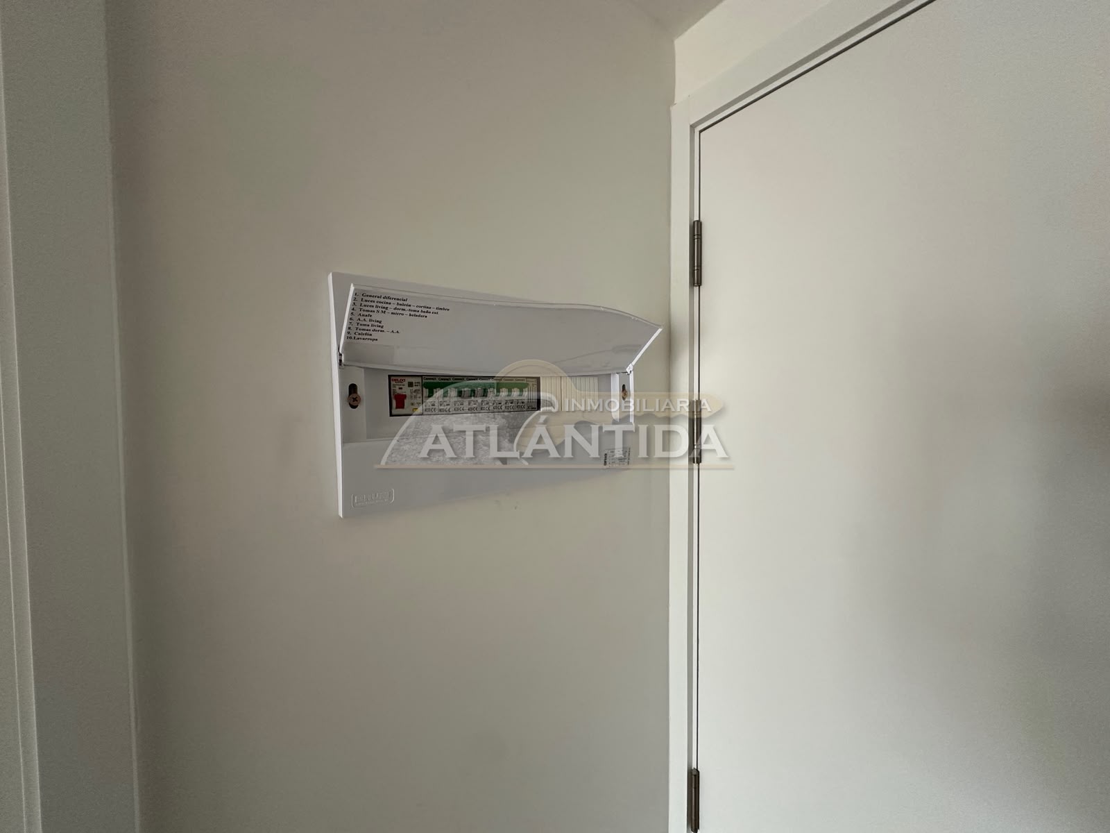 Alquiler Monoambiente A Estrenar Con Balcón En Ventura Sobre Monte Caseros Y Garibaldi. Inm Atlántida · Foto 10