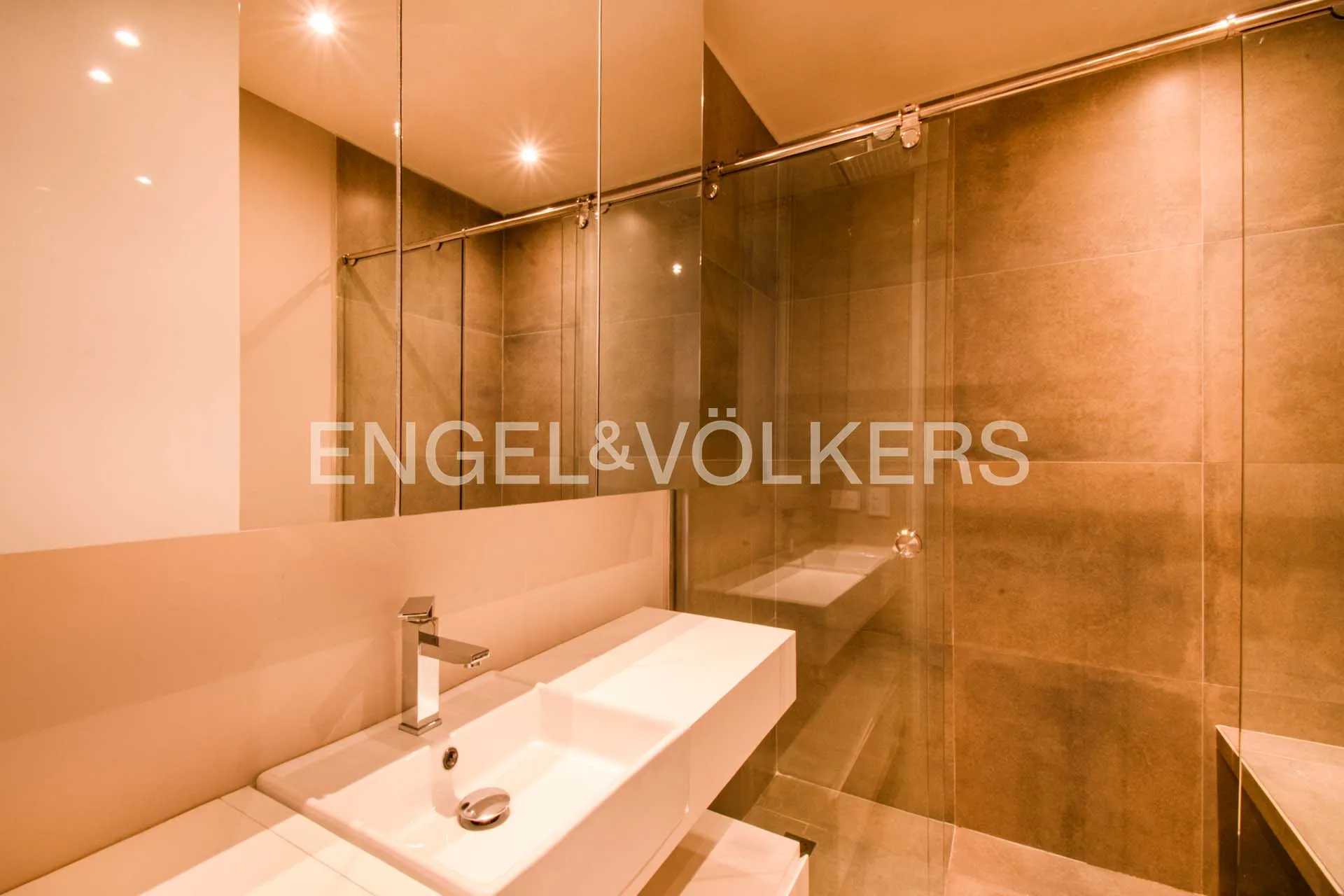 Apartamento en venta en Los Rosales, Bogotá · foto 16 de 19