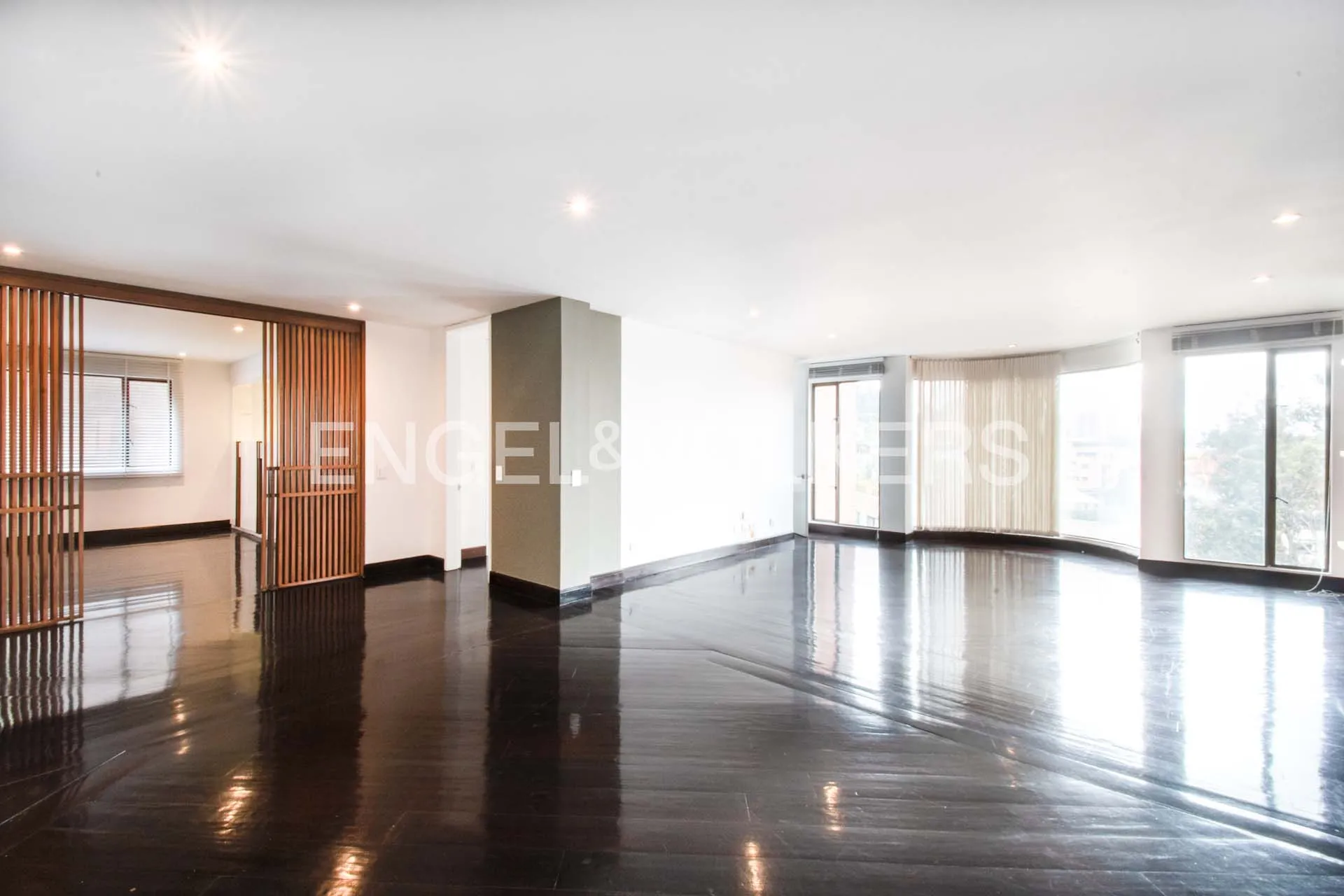 Apartamento en venta en Los Rosales, Bogotá · foto 5 de 19