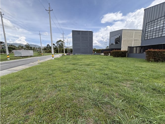 Lote en venta en Guamito, La Ceja, 196 m² · foto 8 de 10