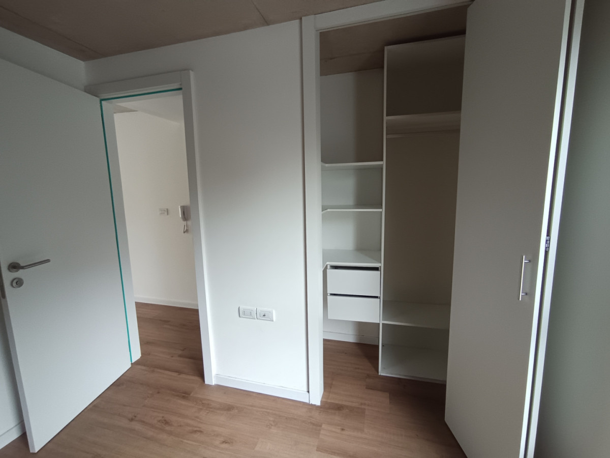 Alquiler Apartamento Nuevo De 1 Dormitorio Balcón En Centro · Foto 8