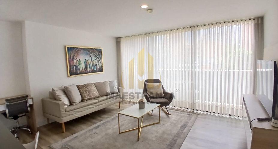 Apartaestudio en venta en La Aguacatala, Medellín, 62 m² · foto 3 de 16