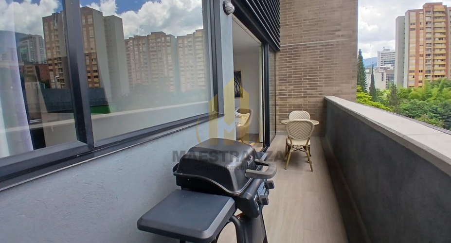Apartaestudio en venta en La Aguacatala, Medellín, 62 m² · foto 7 de 16