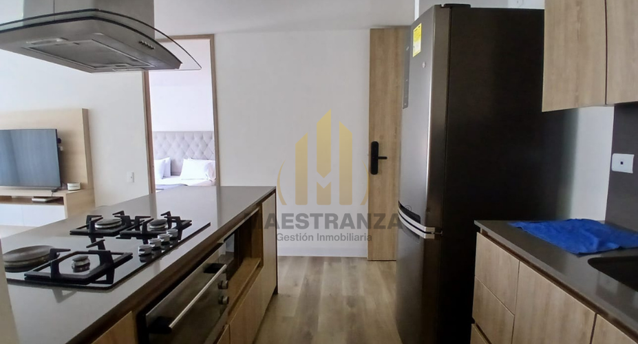 Apartaestudio en venta en La Aguacatala, Medellín, 62 m² · foto 10 de 16