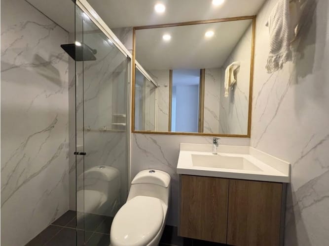 Apartamento en venta en El Tesoro, Medellín · foto 2 de 10
