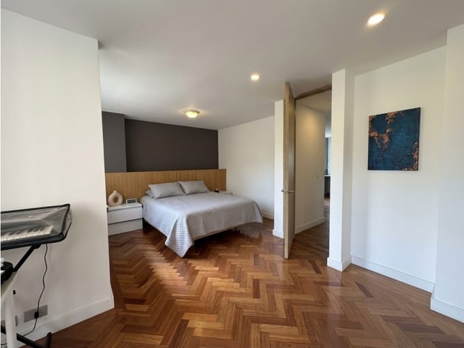 Apartamento en venta en El Tesoro, Medellín · foto 5 de 10