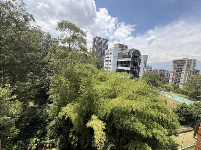 Apartamento en venta en El Tesoro, Medellín · foto 10 de 10