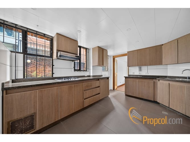 Apartamento en venta en La Calleja, Bogotá, 133 m² · foto 5 de 13