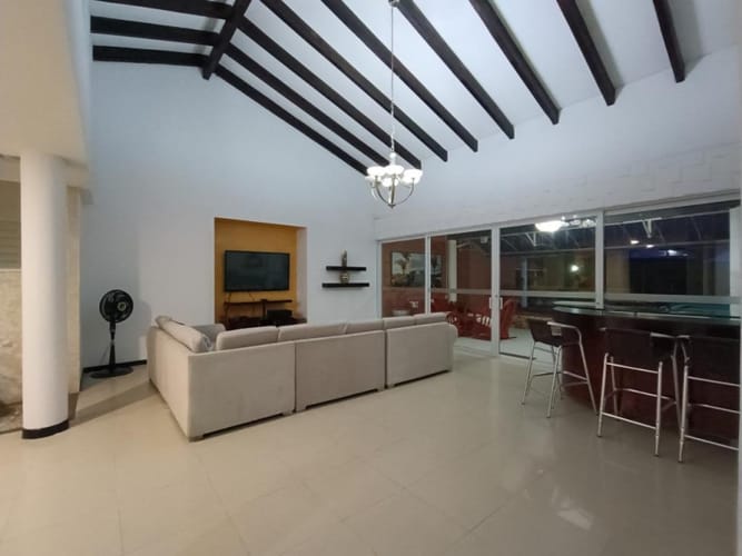 Casa de 6 alcobas en venta en La Morada, Jamundí, 787 m² · foto 4 de 21