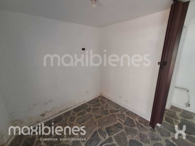 Local en arriendo en Belen Malibu, Medellín, 25 m² · foto 3 de 7