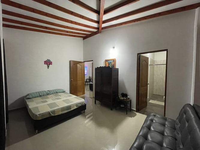 Casa de 3 alcobas en venta en San Luis, Rionegro, 317 m² · foto 12 de 24