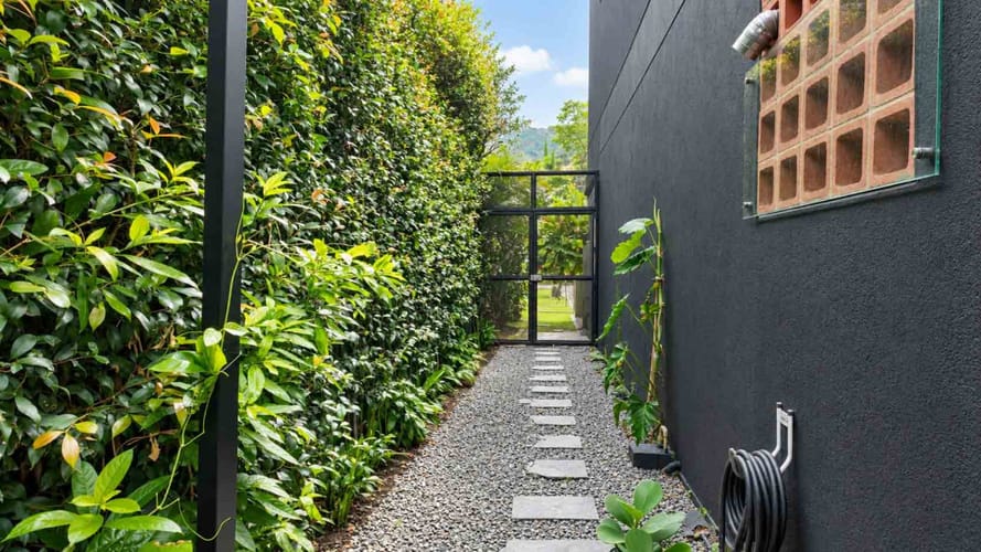 Casa de 3 alcobas en venta en Loma Del Chocho, Envigado, 310 m² · foto 23 de 24