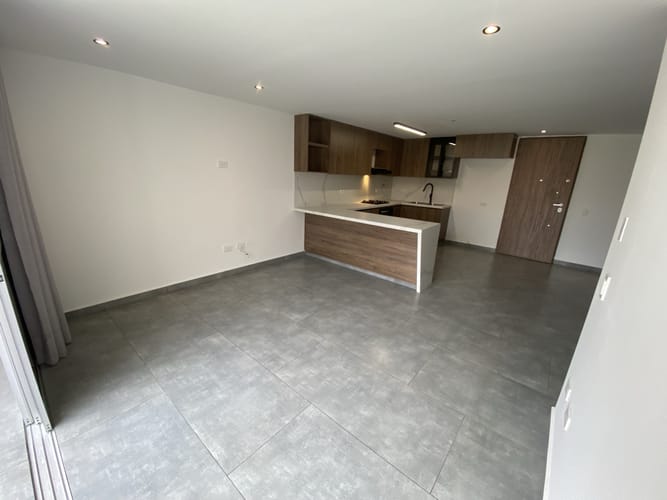 Apartamento de 2 alcobas en arriendo en Zuñiga, Medellín, 106 m² · foto 5 de 16