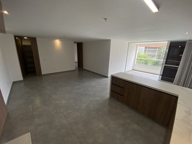 Apartamento de 2 alcobas en arriendo en Zuñiga, Medellín, 106 m² · foto 6 de 16