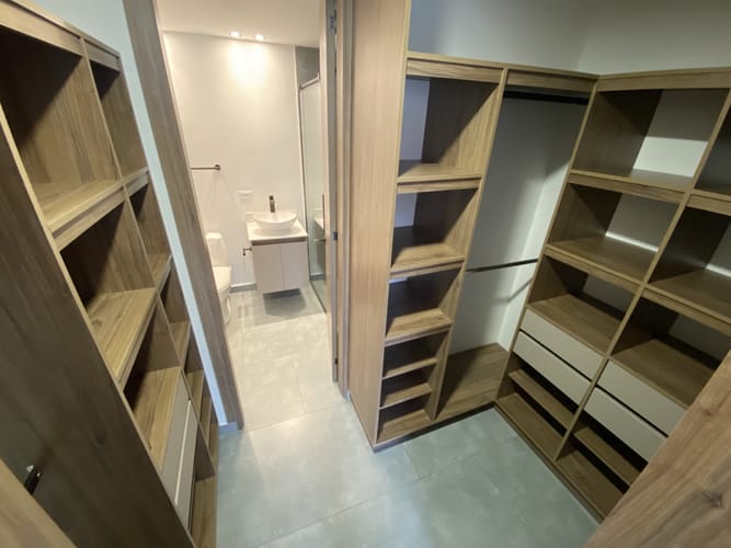 Apartamento de 2 alcobas en arriendo en Zuñiga, Medellín, 106 m² · foto 10 de 16