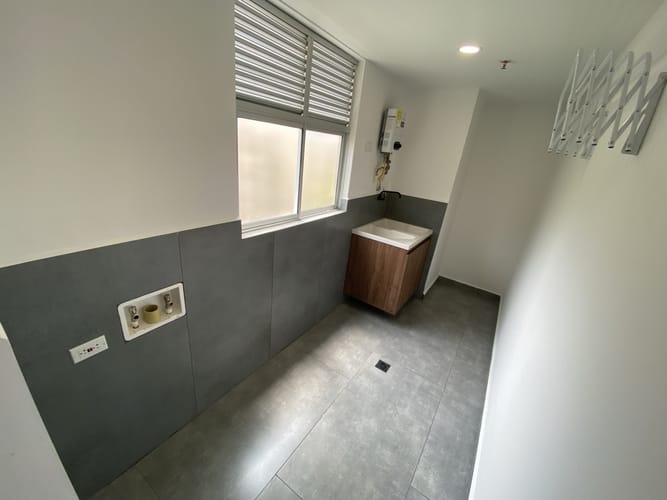 Apartamento de 2 alcobas en arriendo en Zuñiga, Medellín, 106 m² · foto 15 de 16
