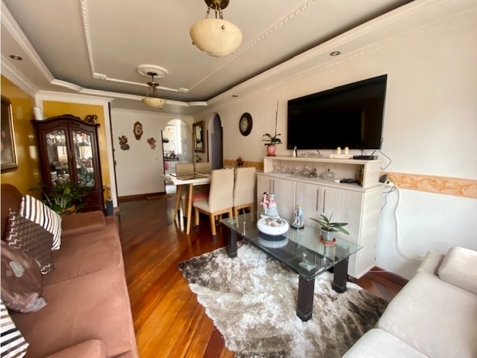 Apartamento en venta en Hayuelos, Bogotá · foto 2 de 16