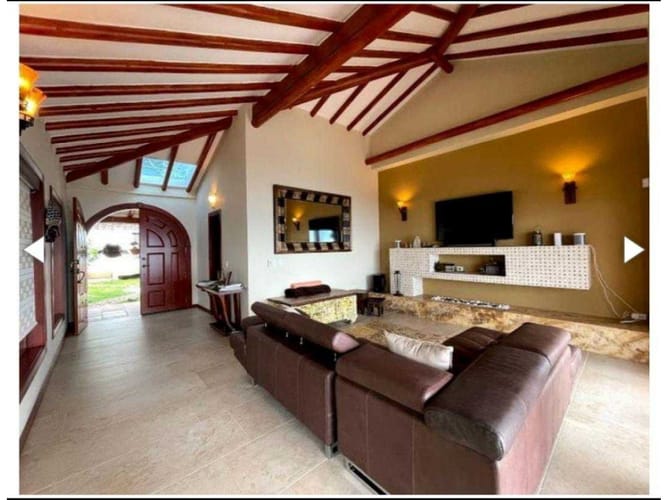 Casa de 3 alcobas en venta en Las Palmas, Medellín, 500 m² · foto 12 de 24
