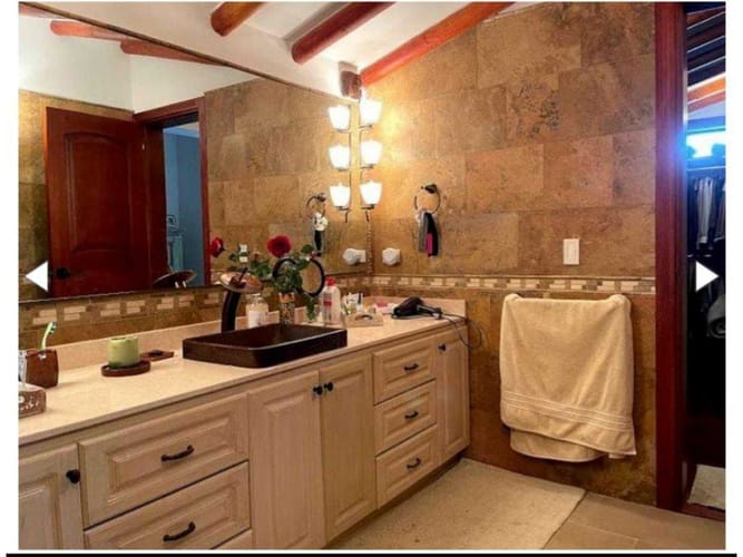 Casa de 3 alcobas en venta en Las Palmas, Medellín, 500 m² · foto 21 de 24