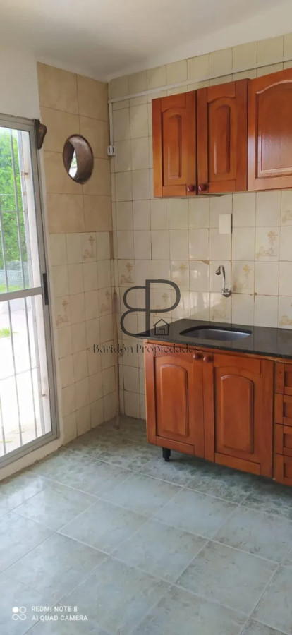 Alquiler Casa Lagomar 4 Dormitorios Patio Cochera y Parrillero · Foto 9