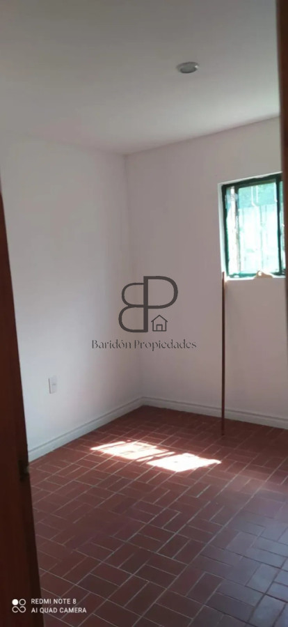 Alquiler Casa Lagomar 4 Dormitorios Patio Cochera y Parrillero · Foto 12