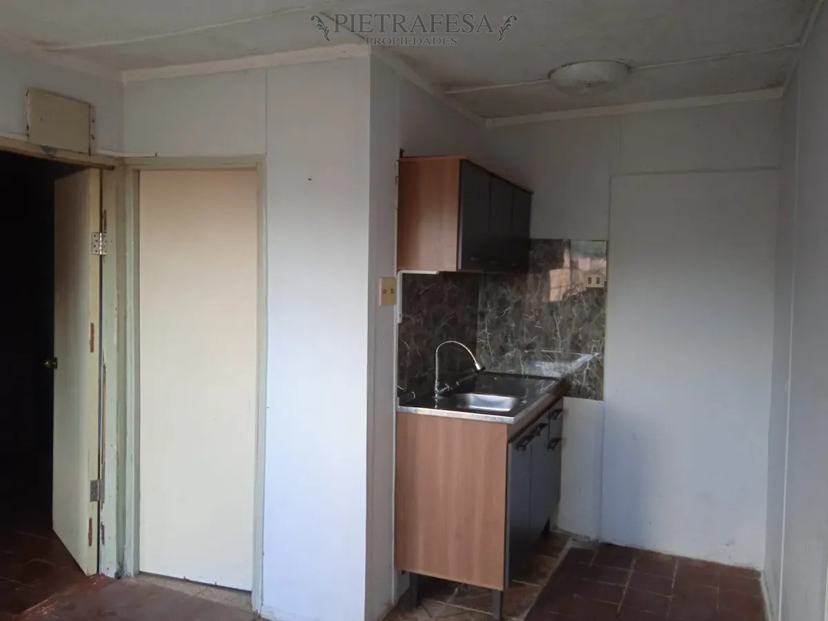 Apartamento en alquiler, 1 dormitorio, 1 baño, patio. Colon. · Foto 2