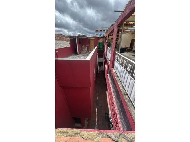 Casa de 5 alcobas en venta en Claret, Bogotá, 178 m² · foto 16 de 21