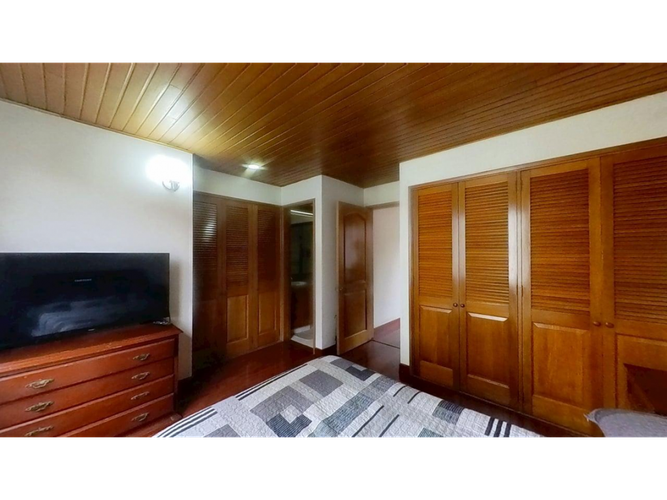 Casa de 4 alcobas en venta en Parques De Lorena, Bogotá, 152 m² · foto 14 de 16
