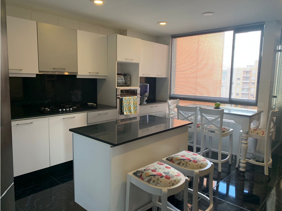 Apartamento en venta en Colina Campestre, Bogotá · foto 2 de 16